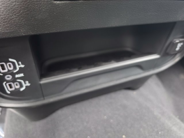New 2026 RAM 3500 Tradesman AWD/4WD image 18