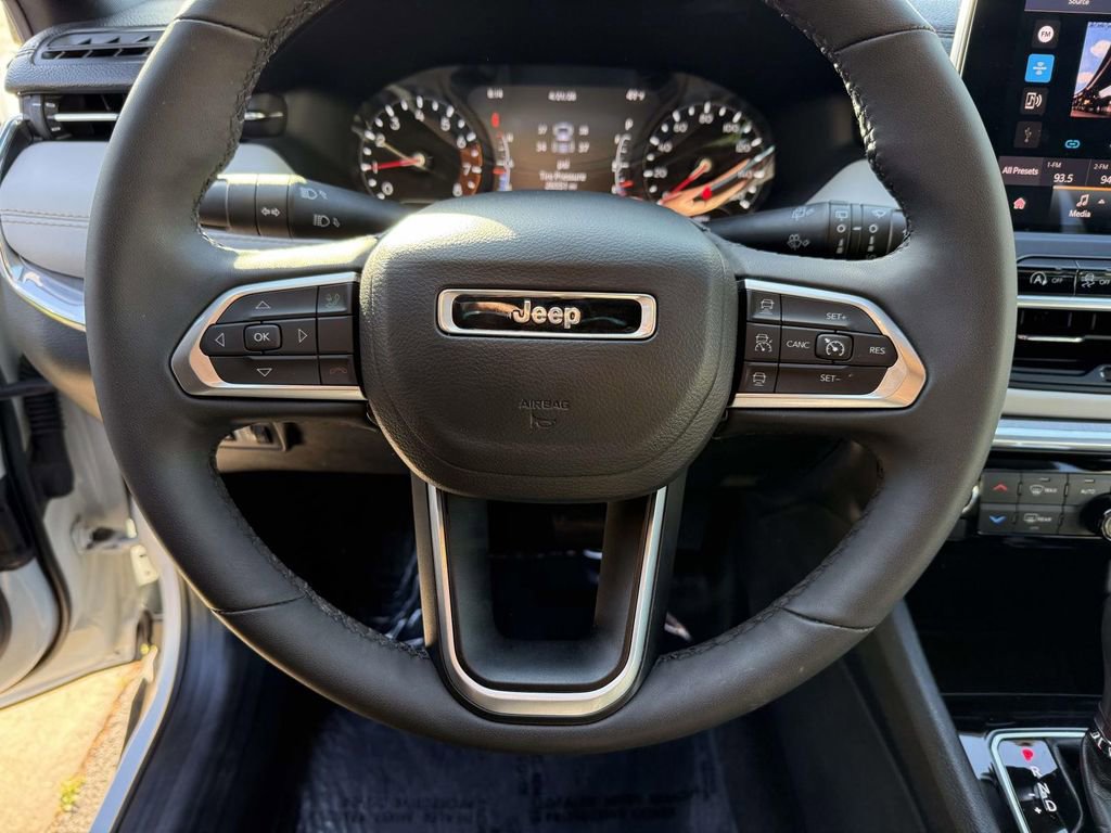 Used 2024 Jeep Compass Limited AWD/4WD image 20