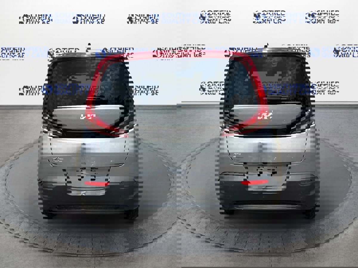 Used 2022 Kia Soul LX w/ Technology Package image 5