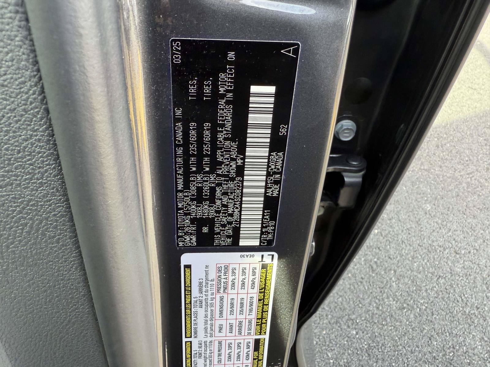 Used 2025 Lexus RX 350h w/ Accessory Package AWD/4WD image 31