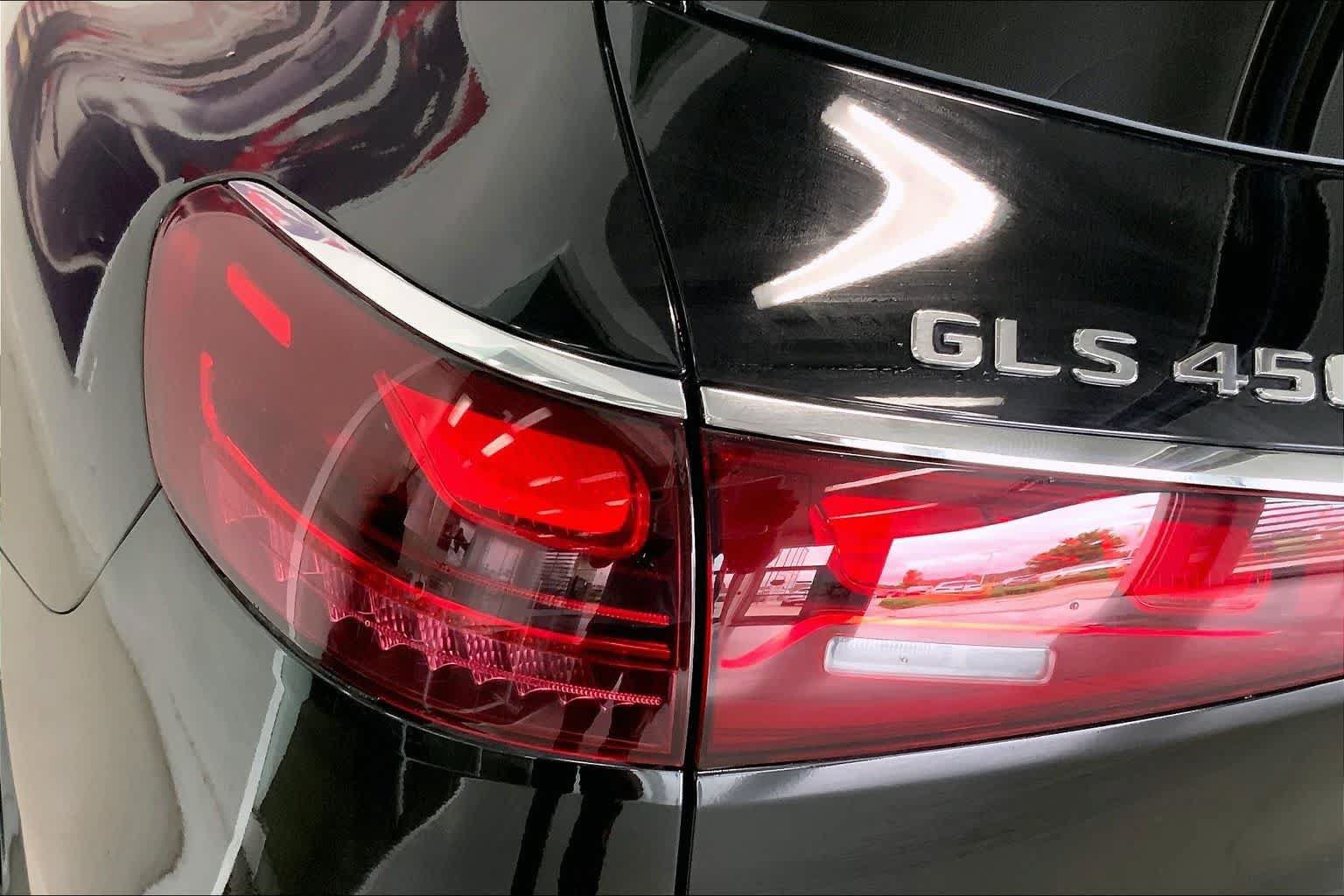 Used 2025 Mercedes-Benz GLS 450 4MATIC image 27
