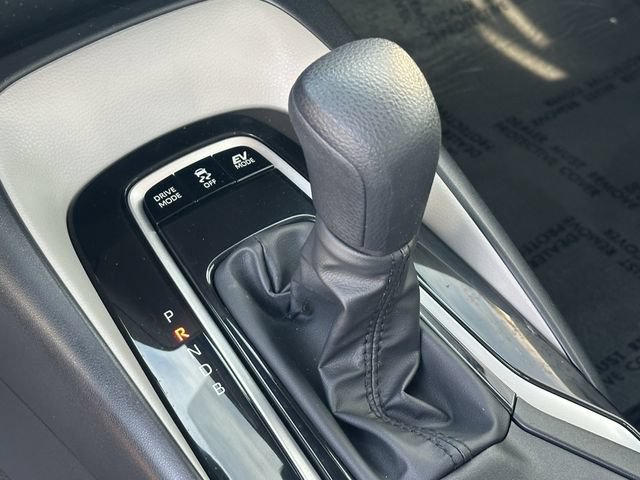 Certified 2025 Toyota Corolla LE FWD image 21