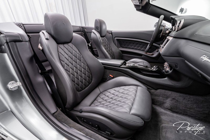 Used 2014 Ferrari California image 45