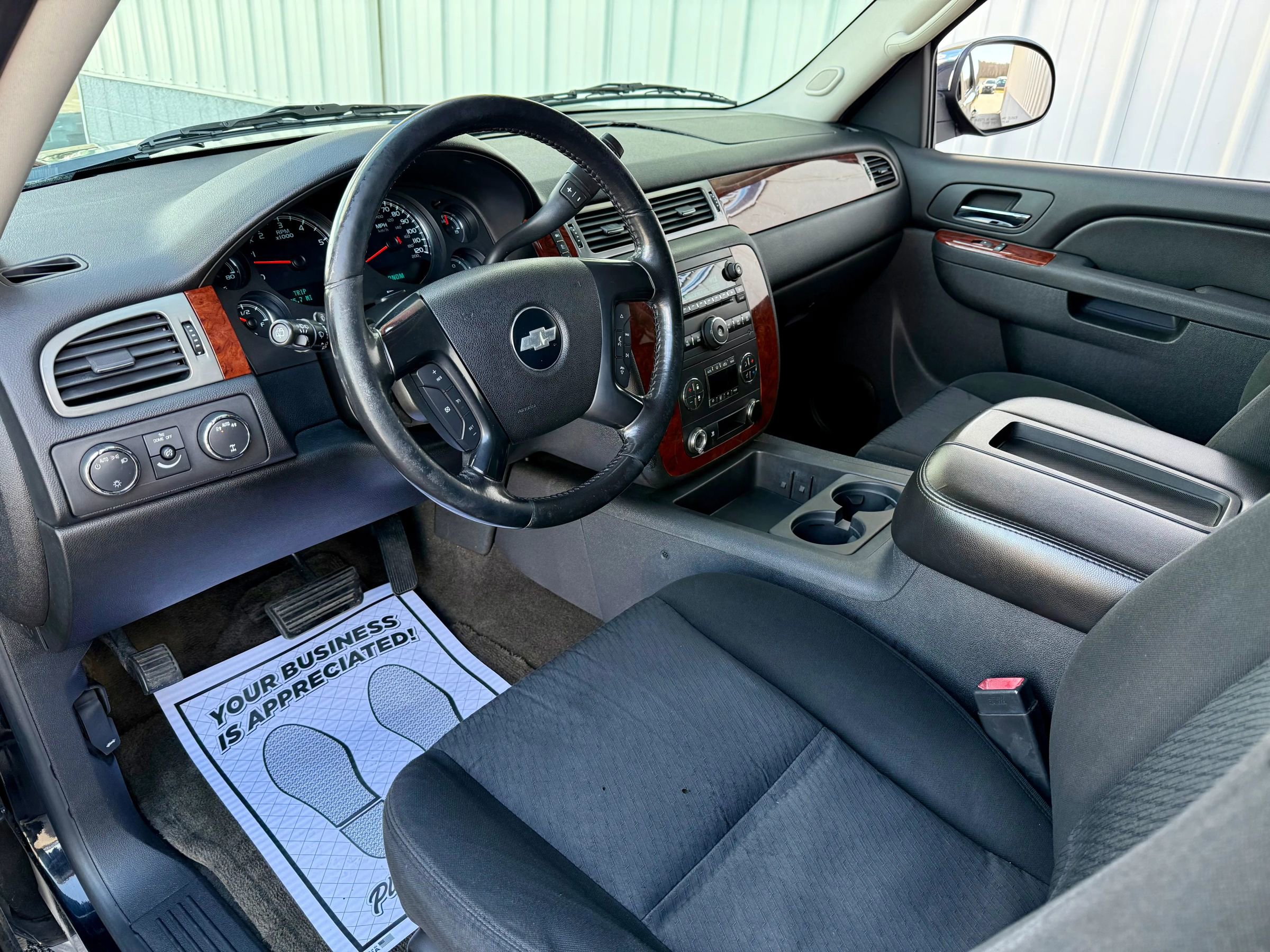 Used 2010 Chevrolet Suburban LS w/ Interior Plus Package AWD/4WD image 26