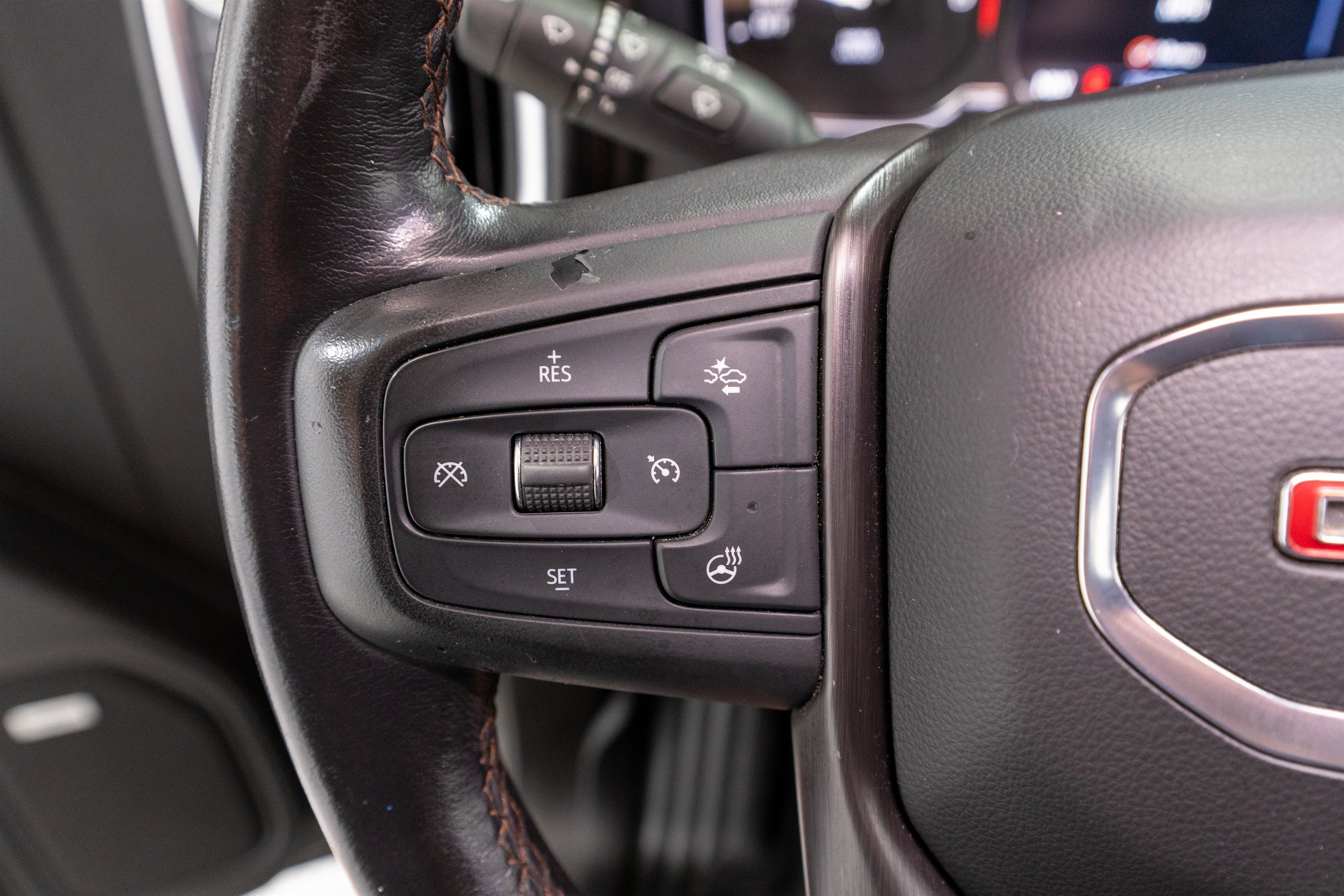 Used 2021 GMC Sierra 1500 AT4 w/ AT4 Value Package AWD/4WD image 31