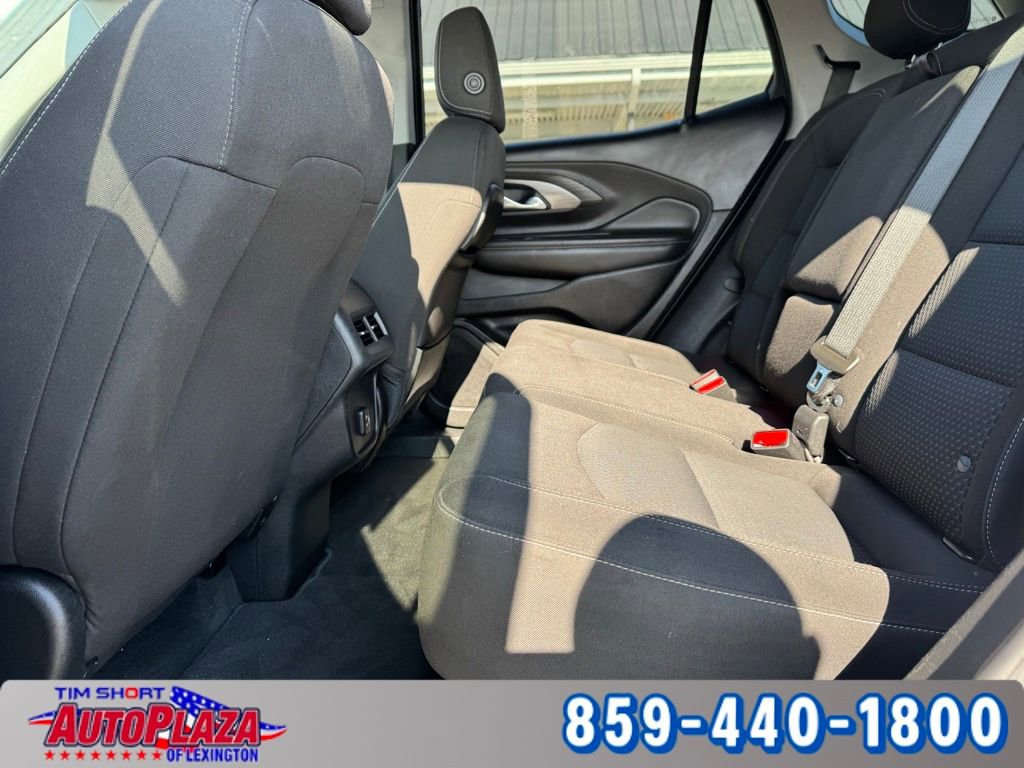 Used 2023 GMC Terrain SLE w/ Driver Convenience Package image 35