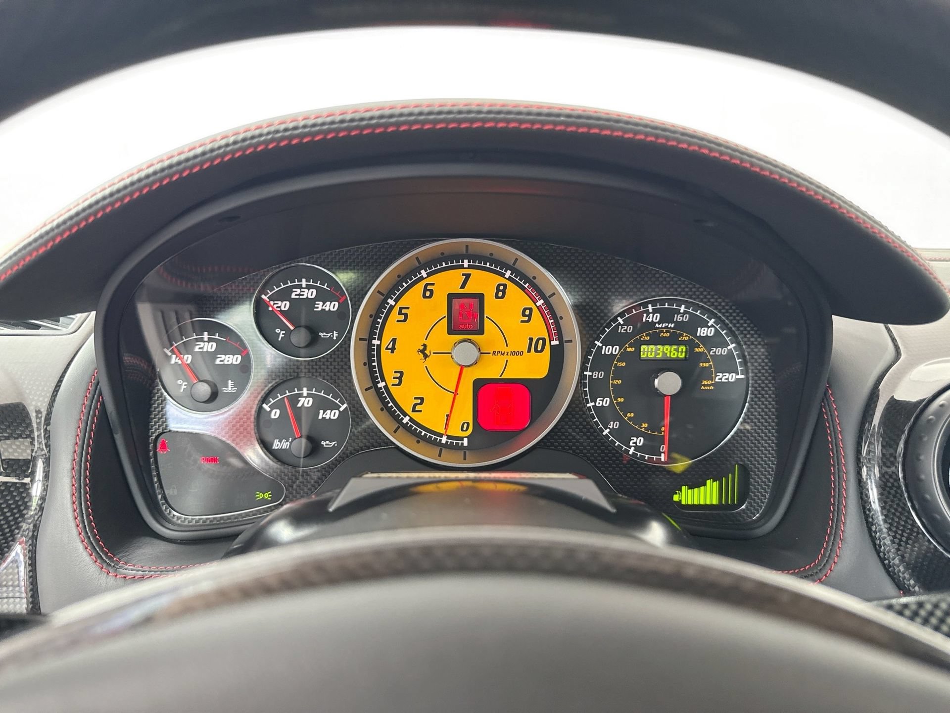Used 2009 Ferrari F430 Scuderia RWD image 11