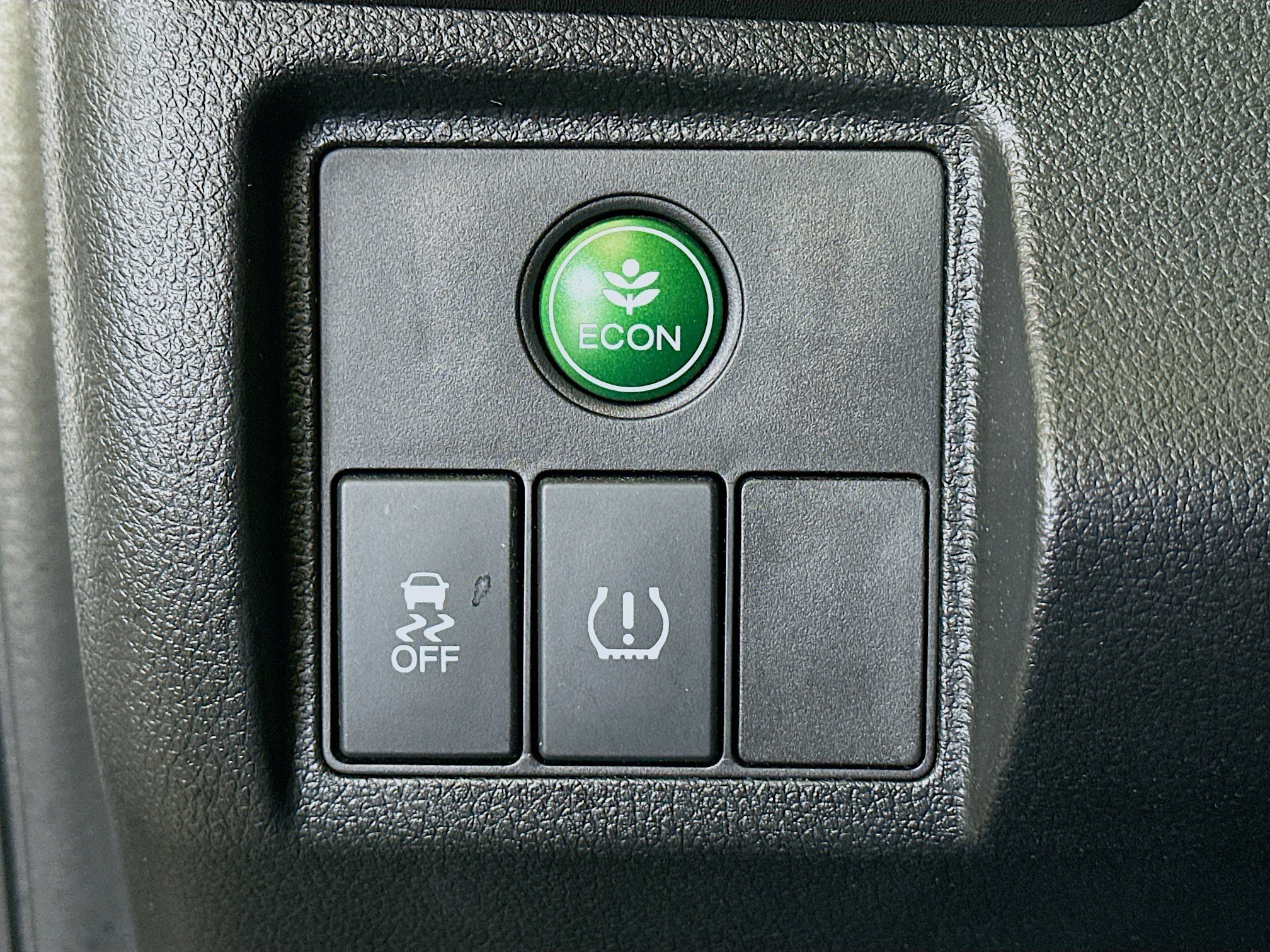 Used 2017 Honda HR-V LX image 16