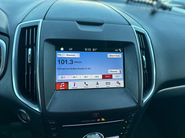 Certified 2019 Ford Edge Titanium w/ Cold Weather Package AWD/4WD image 17