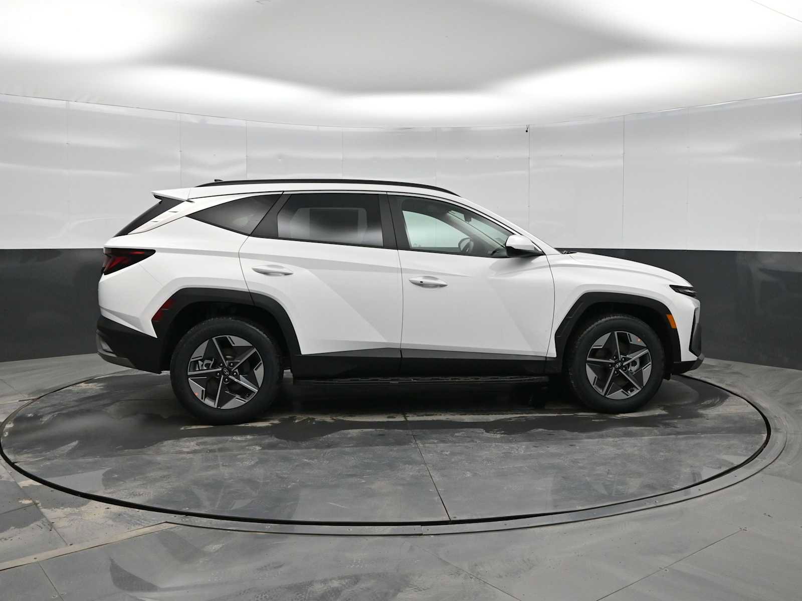 New 2026 Hyundai Tucson SEL image 9