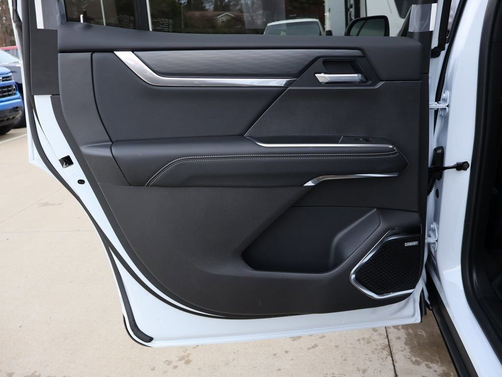 New 2026 GMC Acadia Elevation w/ Black Edition image 25