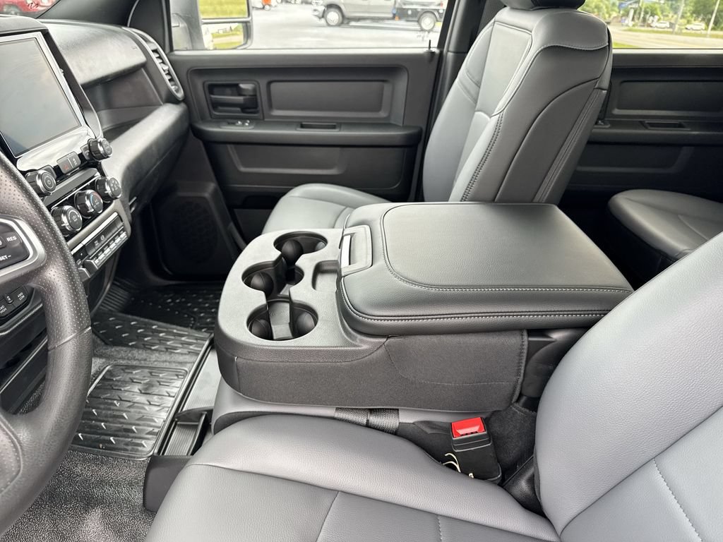 New 2026 RAM 5500 Tradesman AWD/4WD image 19