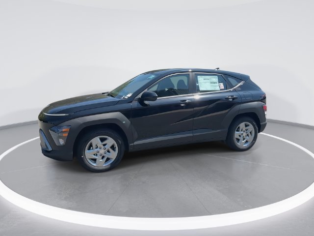 Used 2027 Hyundai Kona SE FWD image 4