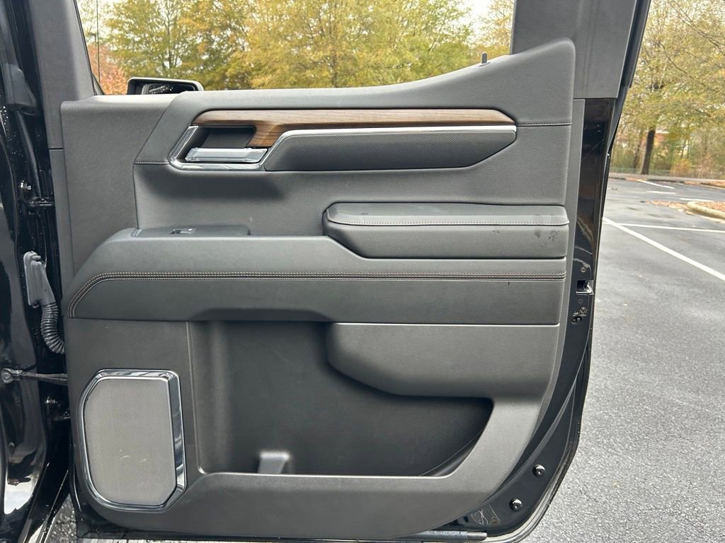Used 2024 Chevrolet Silverado 1500 High Country image 56
