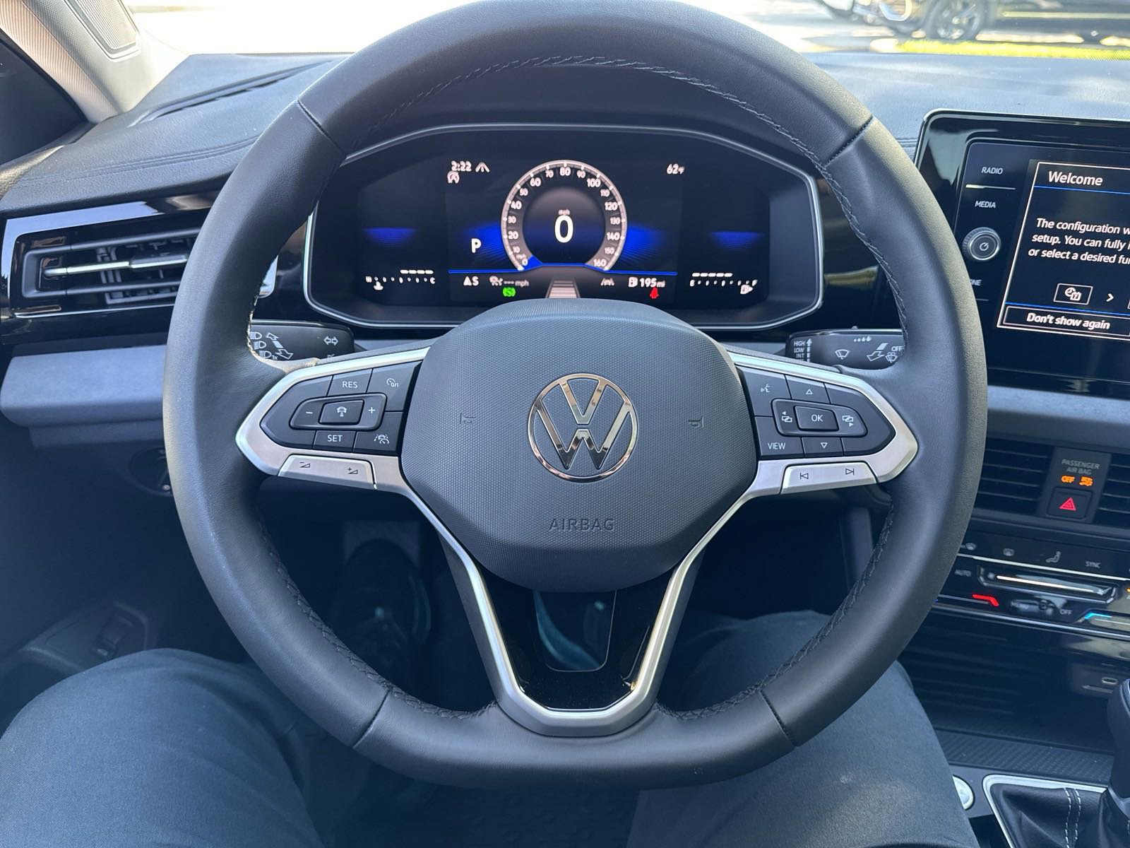 New 2026 Volkswagen Jetta SE FWD image 9