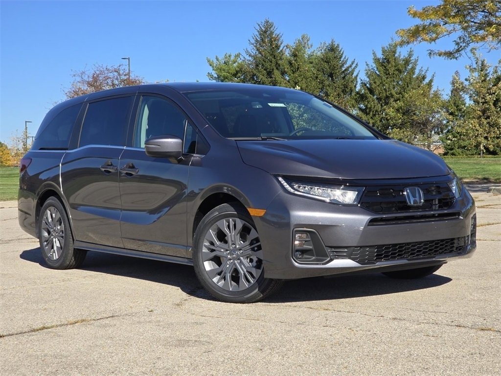 New 2026 Honda Odyssey Touring image 2