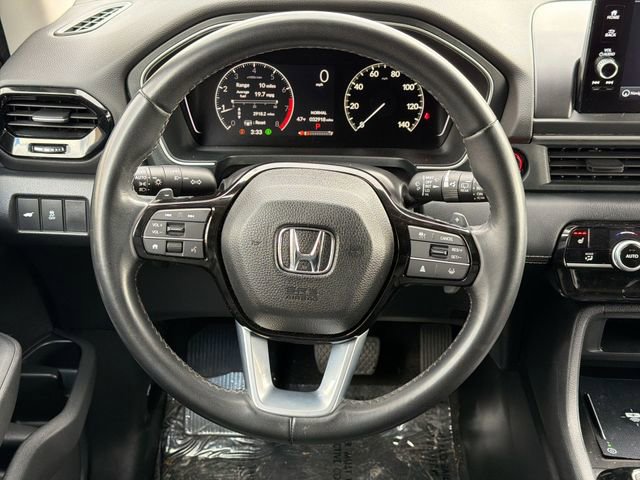 Used 2024 Honda Pilot Touring image 12