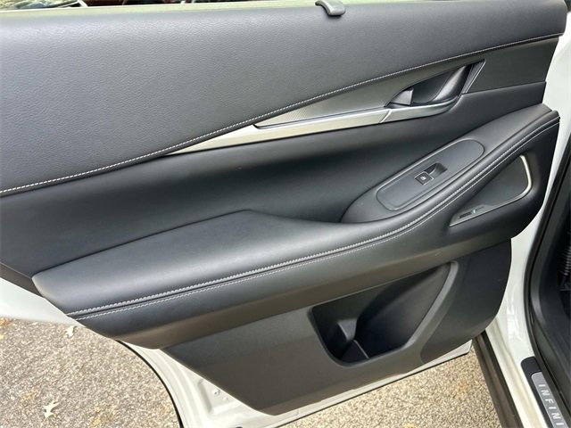 Certified 2024 INFINITI QX60 Luxe w/ Vision Package image 22