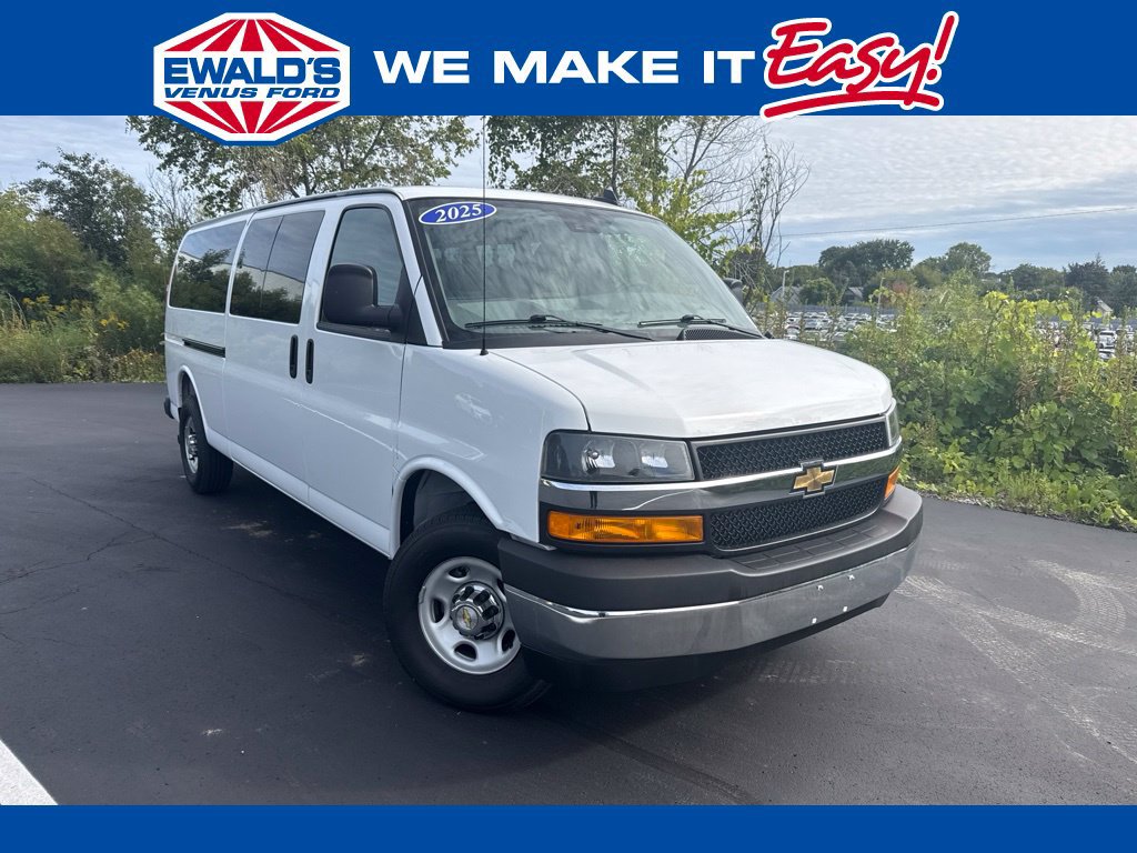 Used 2025 Chevrolet Express 3500 LT w/ LT Preferred Equipment Group