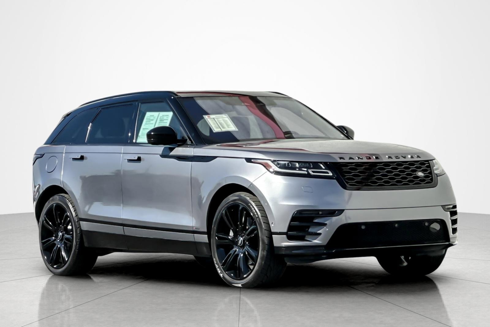 Used 2021 Land Rover Range Rover Velar R-Dynamic HSE image 7