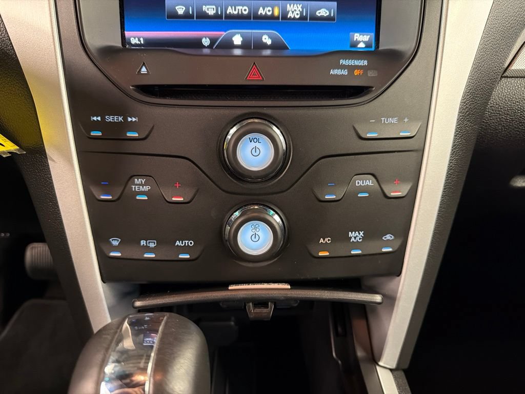 Used 2012 Ford Explorer XLT AWD/4WD image 14