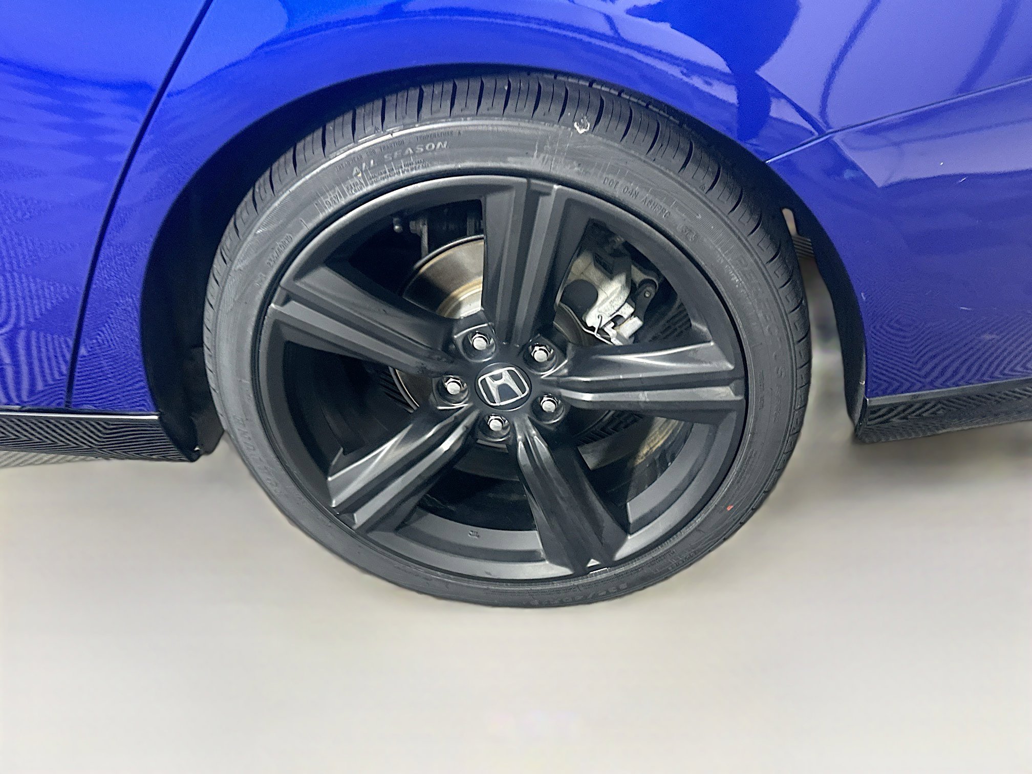 Used 2023 Honda Accord Sport image 11