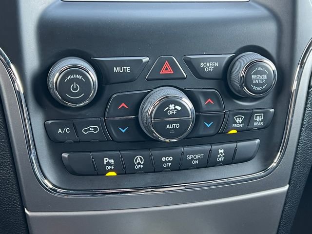 Used 2018 Jeep Grand Cherokee Laredo w/ All-Weather Capability Group image 24