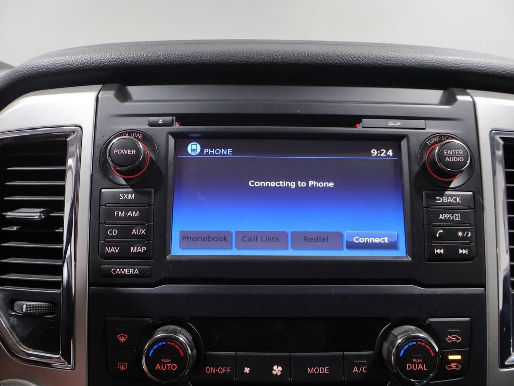 Used 2017 Nissan Titan SV AWD/4WD image 28
