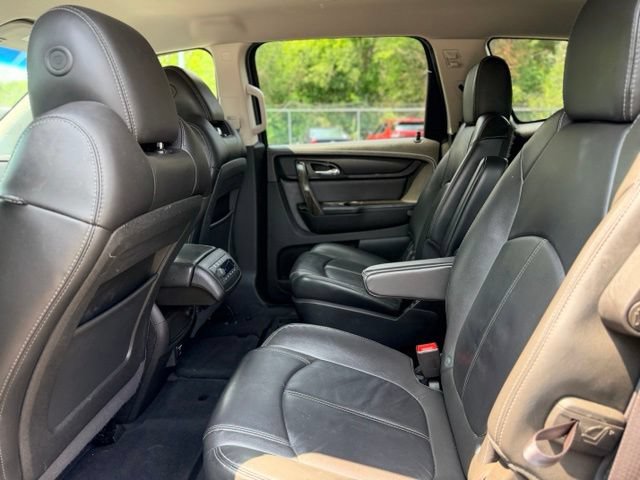 Used 2015 Chevrolet Traverse LT FWD image 24