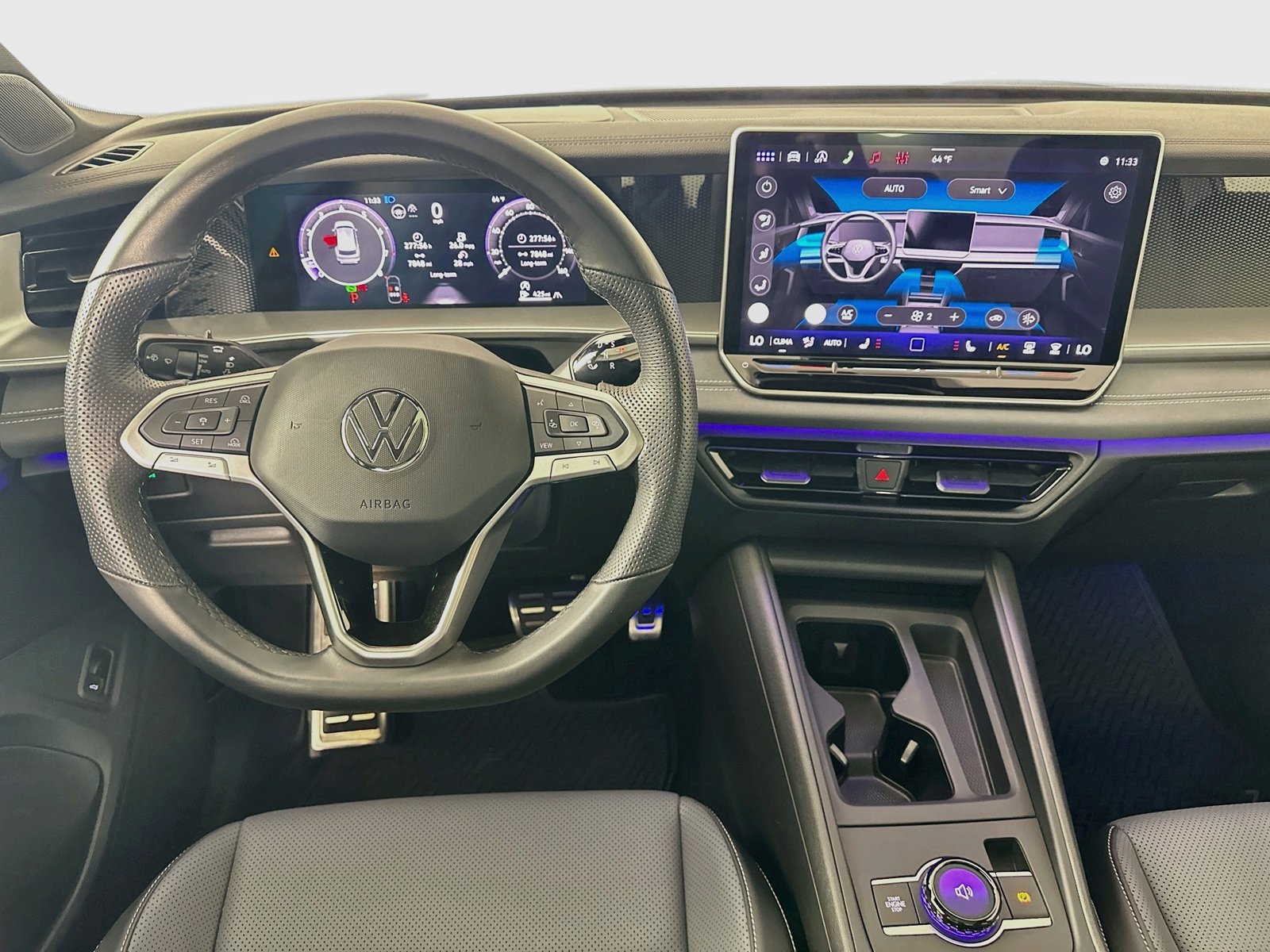 Certified 2026 Volkswagen Tiguan SE R-Line AWD/4WD image 15
