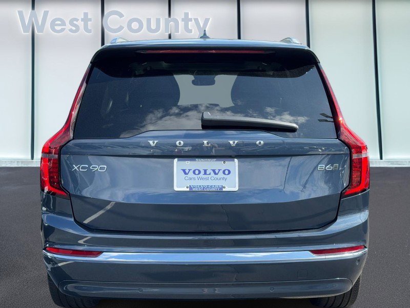 Certified 2025 Volvo XC90 B6 Plus image 6
