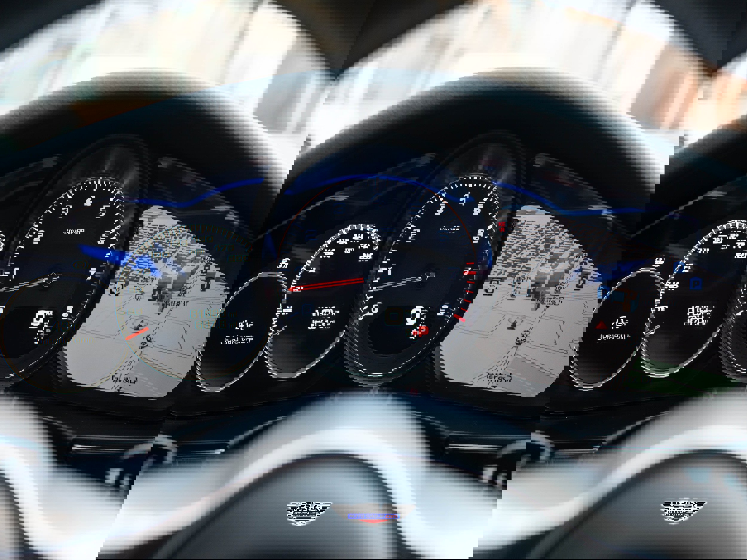 Used 2018 Porsche Panamera 4S image 31