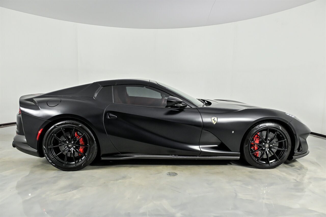 Used 2023 Ferrari 812 GTS RWD image 11