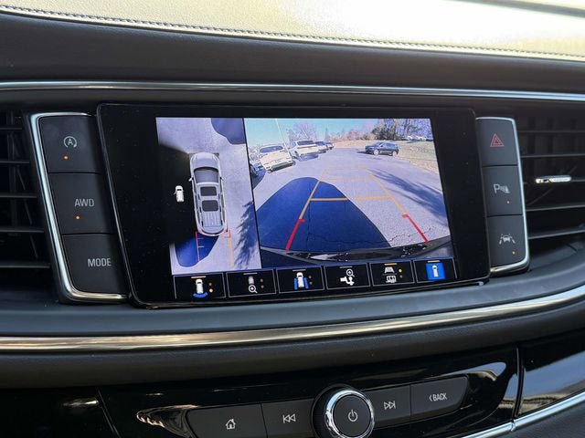Used 2024 Buick Enclave Avenir w/ Avenir Technology Package AWD/4WD image 15