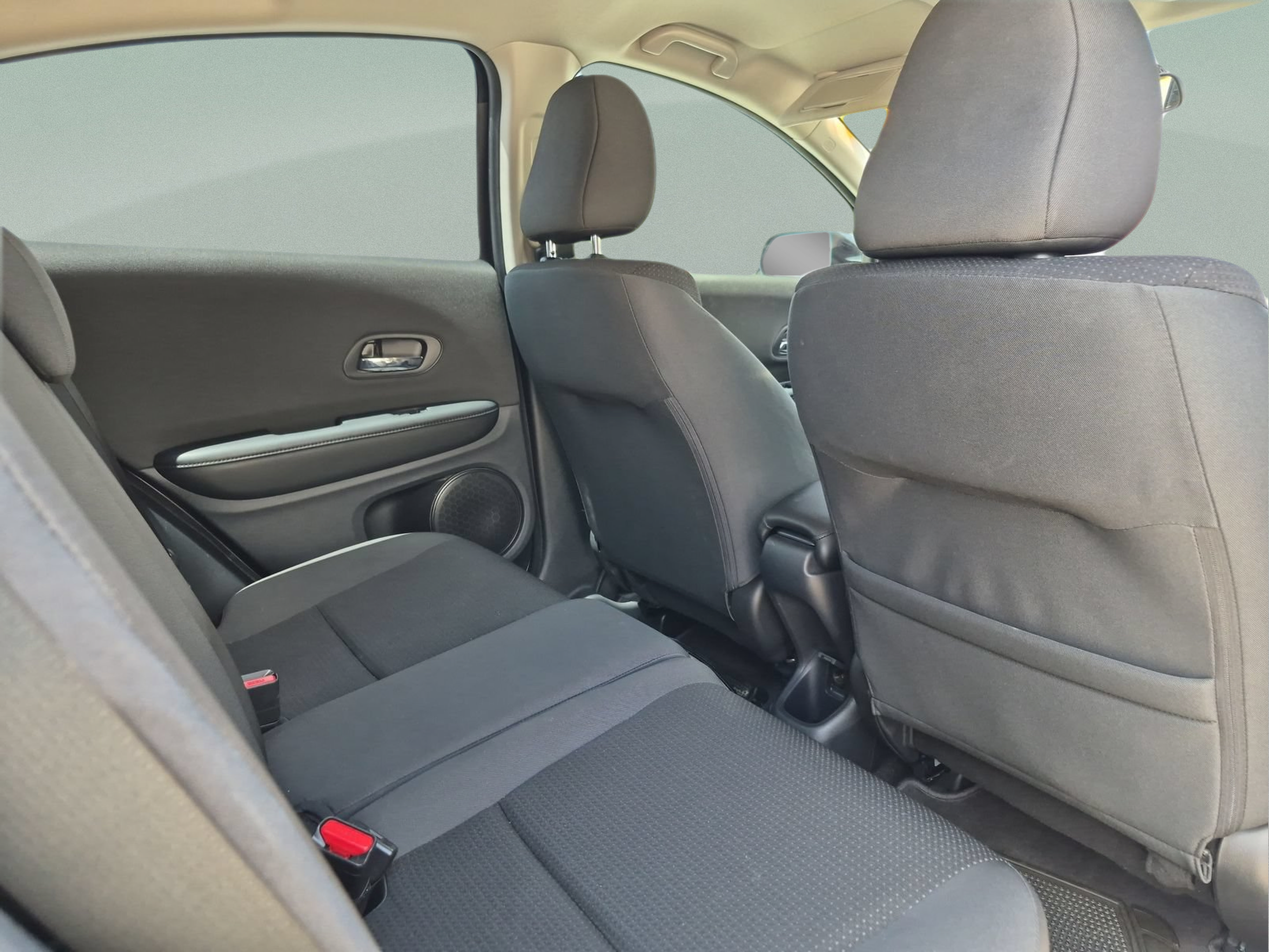 Certified 2020 Honda HR-V LX image 18