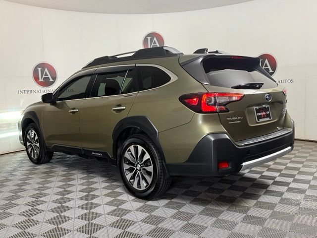 Used 2023 Subaru Outback Touring XT AWD/4WD image 6