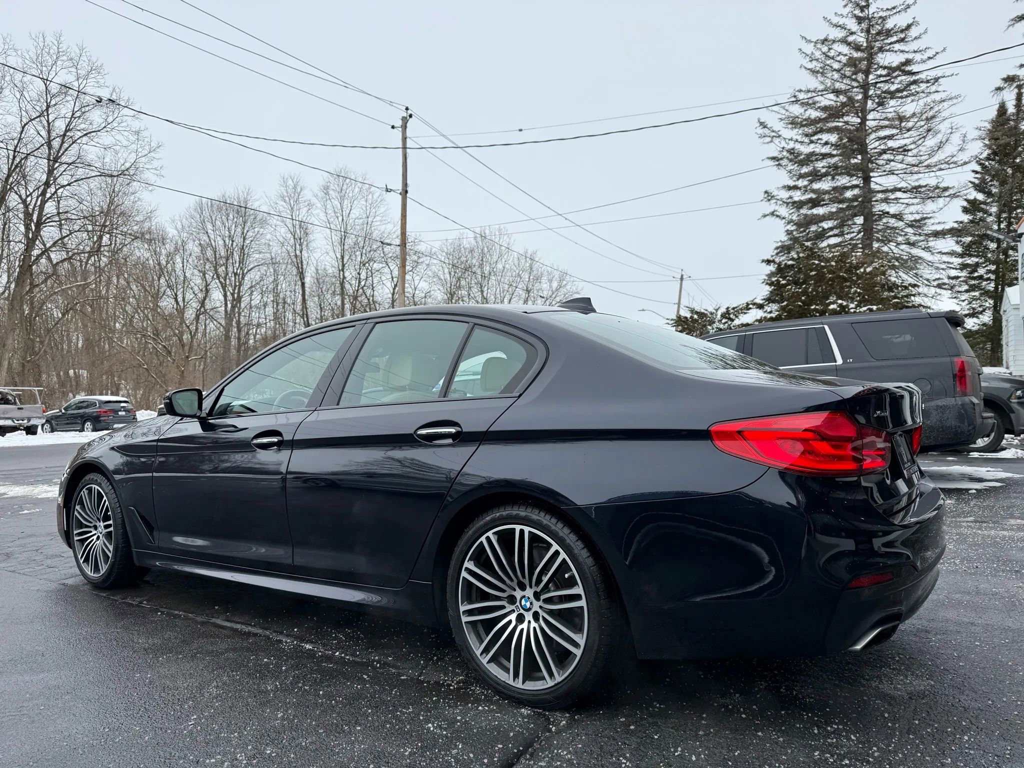 Used 2017 BMW 540i xDrive image 4