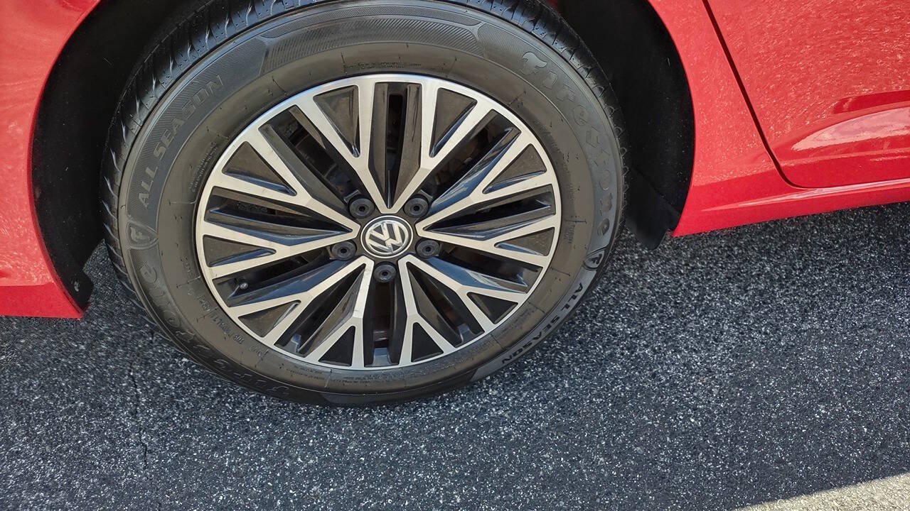 Used 2019 Volkswagen Jetta SE FWD image 40