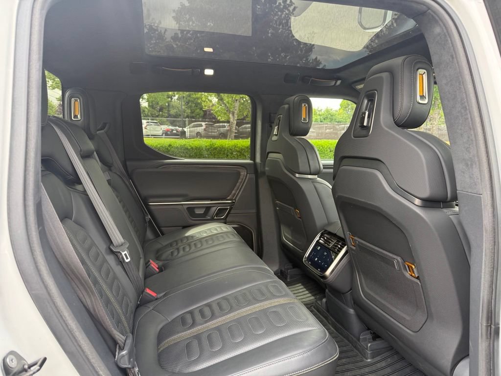 Used 2022 Rivian R1T Adventure AWD/4WD image 22