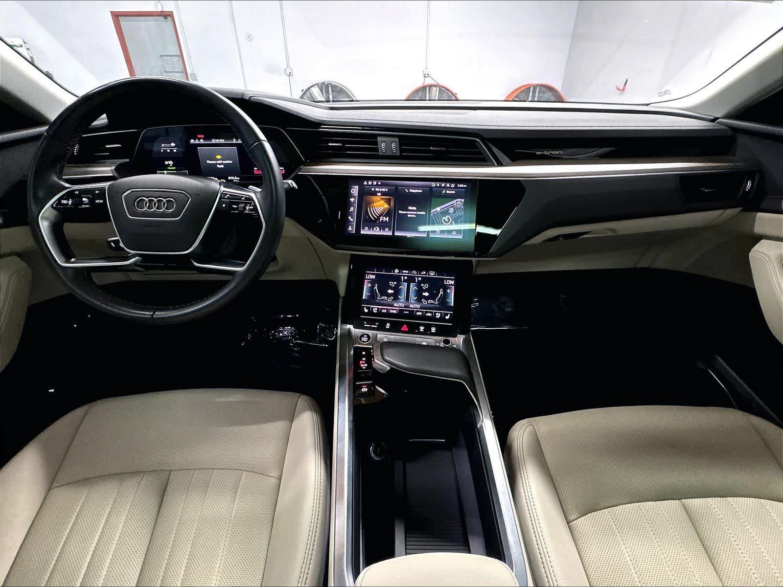 Used 2024 Audi Q8 e-tron Premium Plus AWD/4WD image 19
