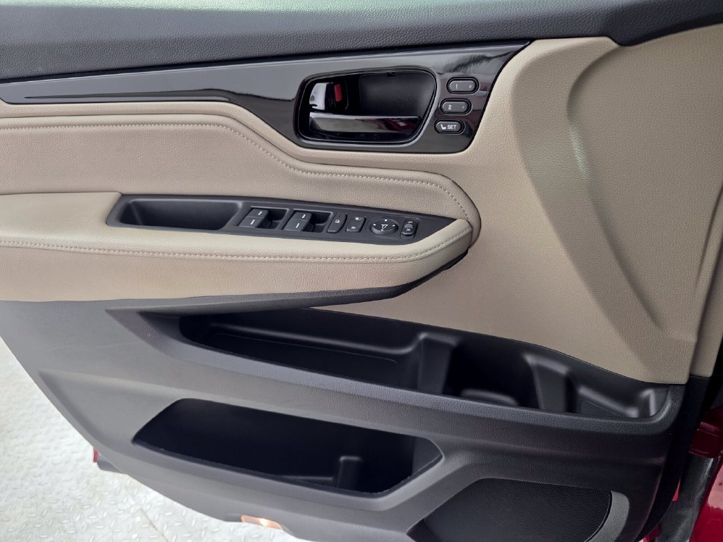Used 2022 Honda Odyssey Touring image 27