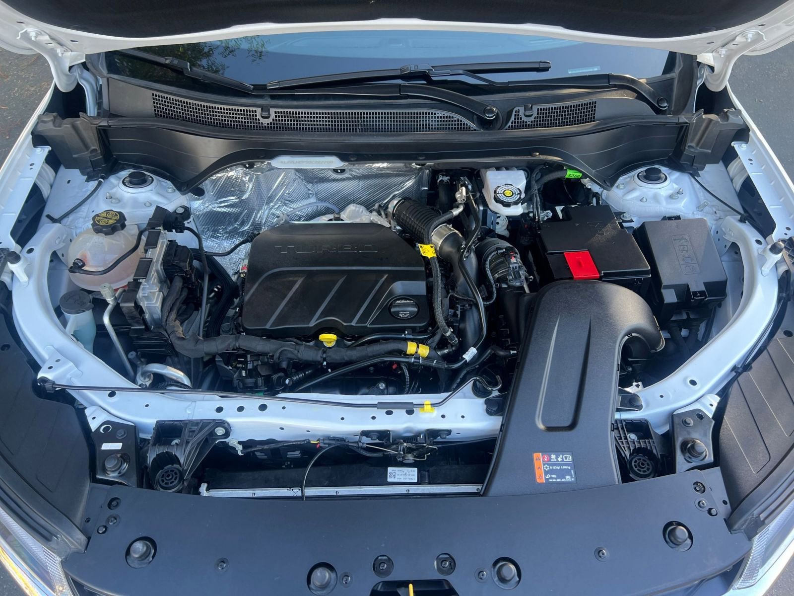 Used 2025 Chevrolet Trax LT image 30