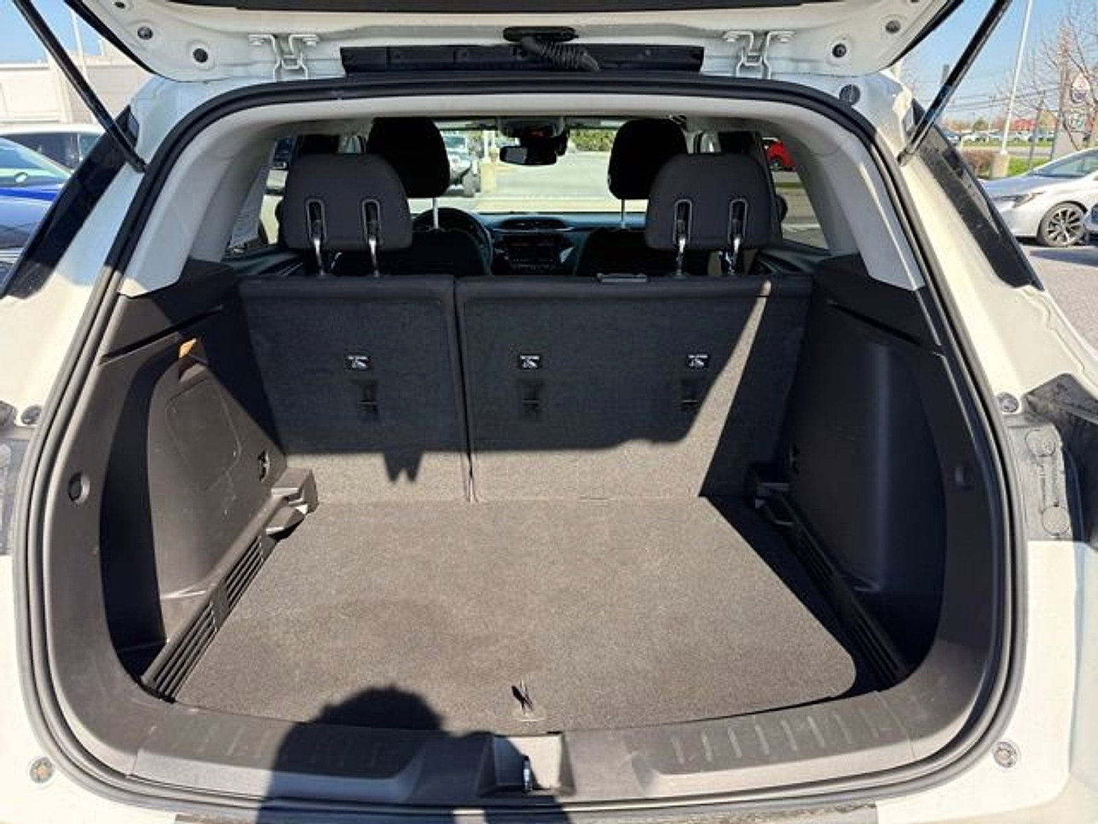 Used 2023 Chevrolet TrailBlazer LT w/ Convenience Package AWD/4WD image 21