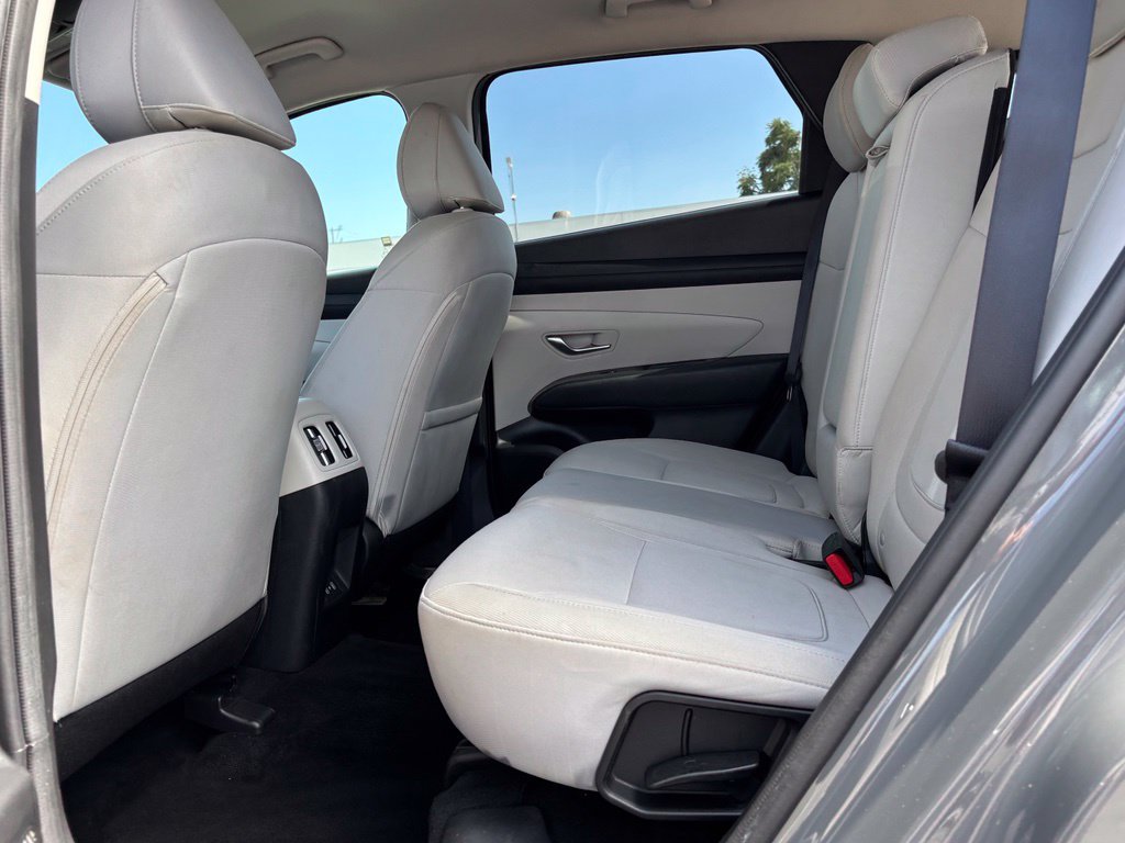 Used 2025 Hyundai Tucson SEL FWD image 19