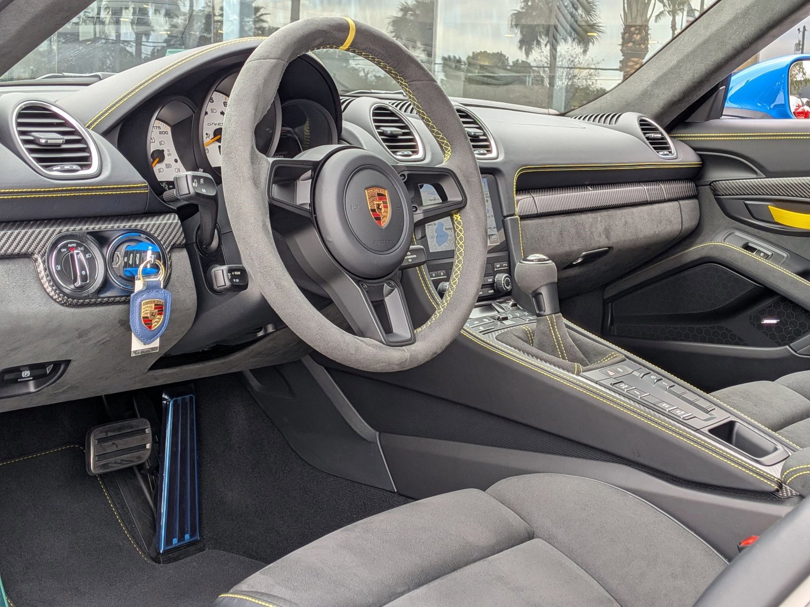 Certified 2025 Porsche 718 Cayman GT4 RS image 4