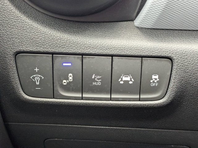Used 2020 Hyundai Kona Ultimate FWD image 27