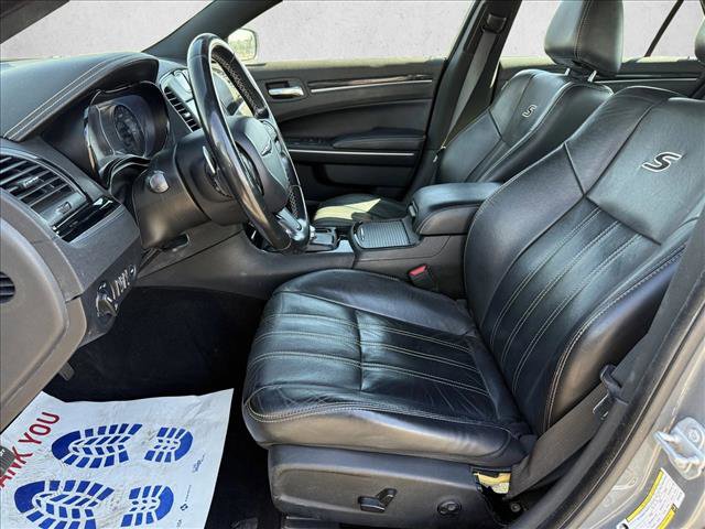 Used 2019 Chrysler 300 S image 10
