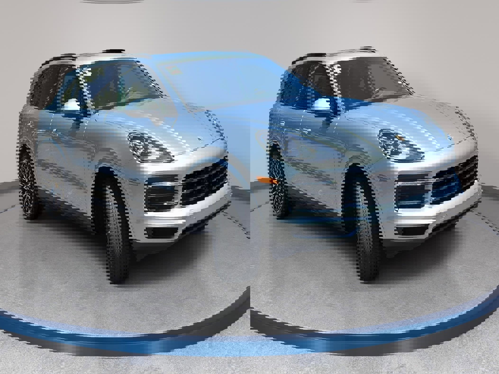 Used 2020 Porsche Cayenne AWD/4WD image 3
