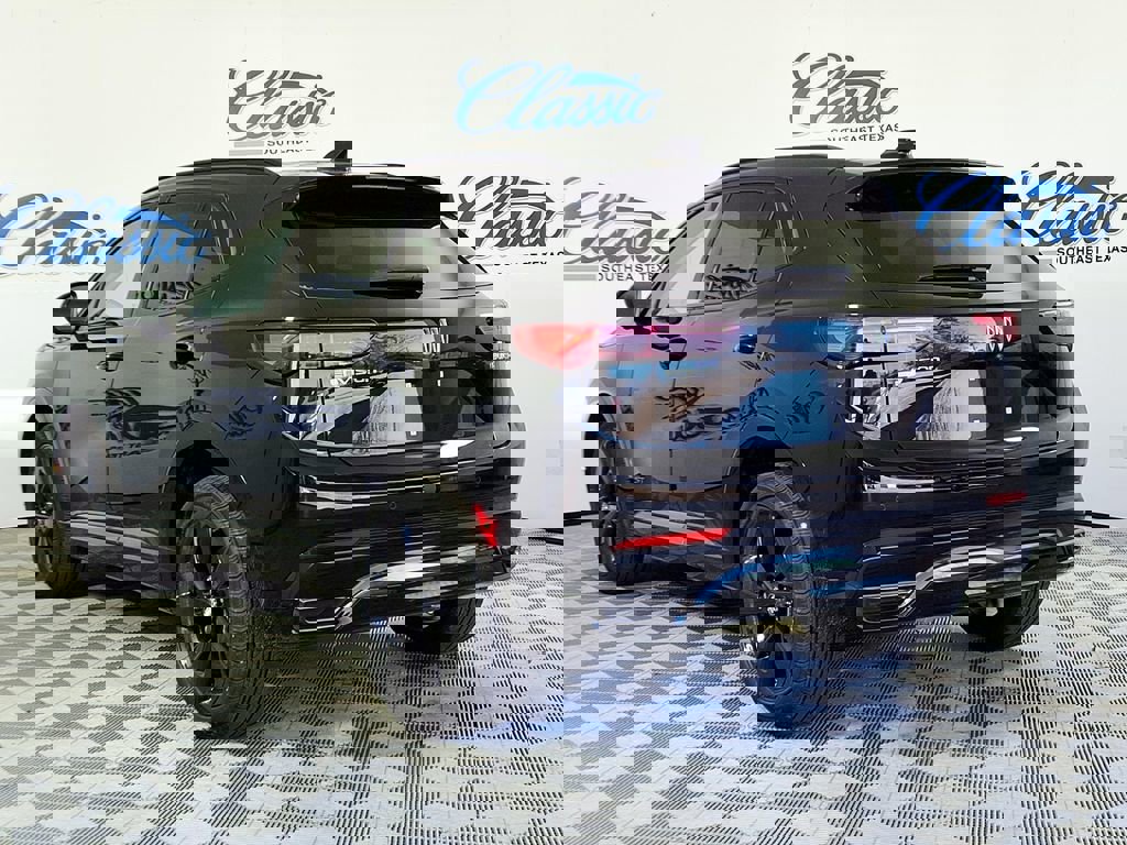 New 2026 Buick Envision Sport Touring image 4