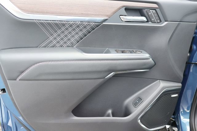 New 2026 GMC Acadia Denali image 11